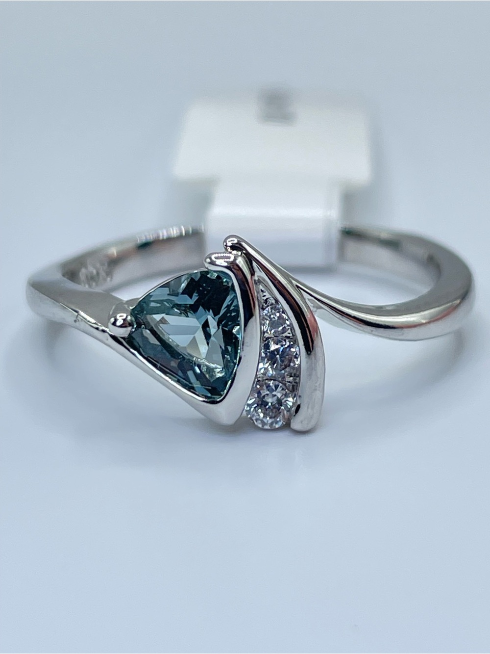 Swarovski Crystal Elements Teal Blue Crystal Dainty Minimalist Ring Sz 10